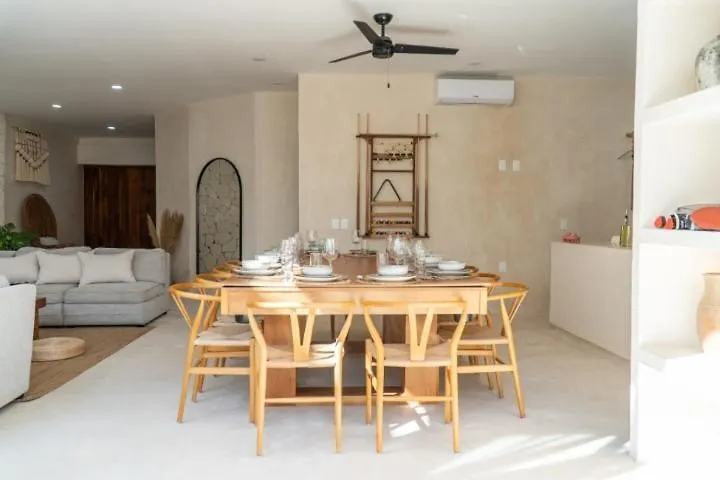 Villa Saadhu With Fantastic Oceanview Isla Mujeres