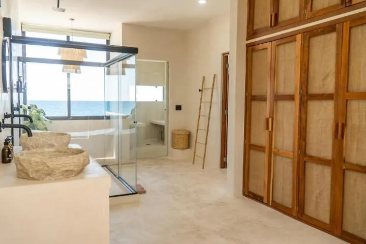 Villa Saadhu With Fantastic Oceanview Isla Mujeres